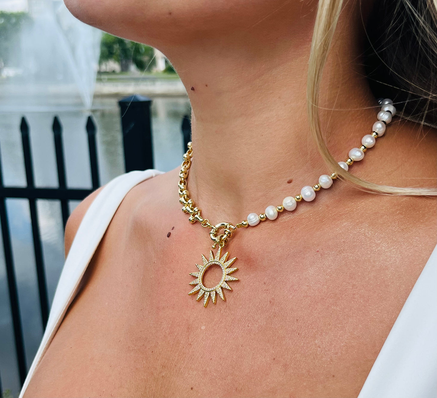 Collier Dual Sun doré waterproof & hypoallergénique HÉMÉRA