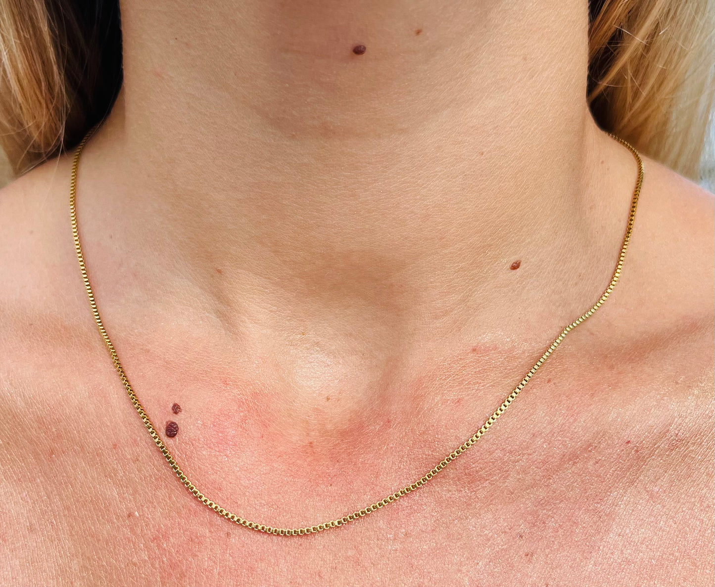 La Soléa – Collier doré waterproof HÉMÉRA