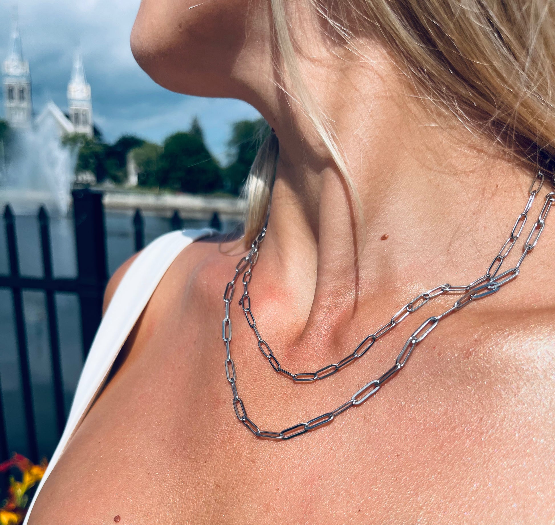 Collier La Chainy chaîne dorée ou argentée waterproof & hypoallergénique HÉMÉRA