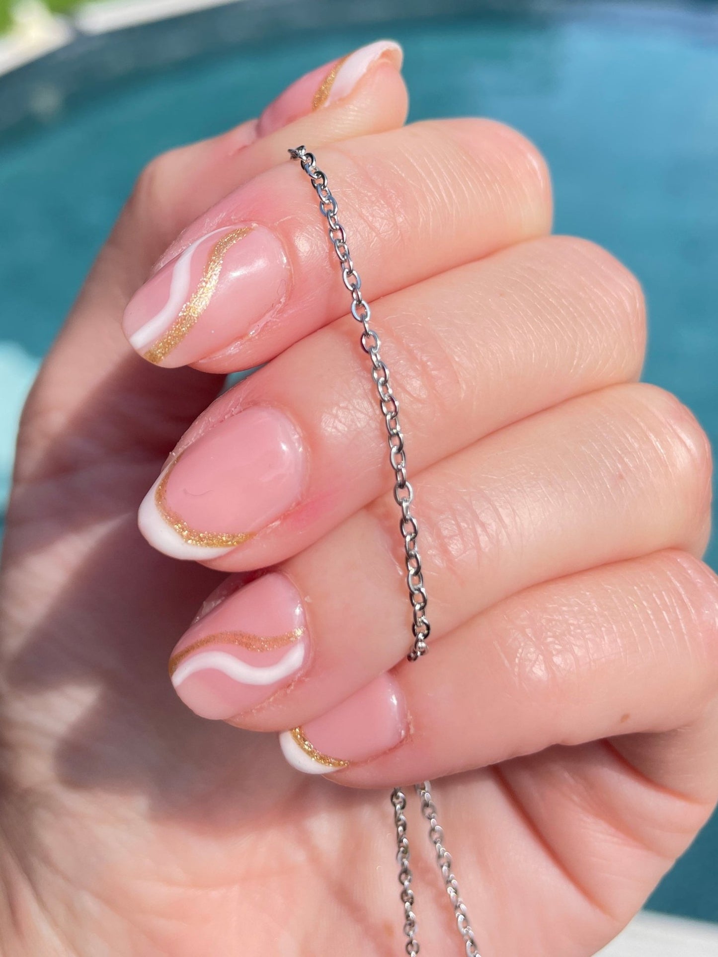 Collier minimaliste waterproof & hypoallergénique – Collection HÉMÉRA