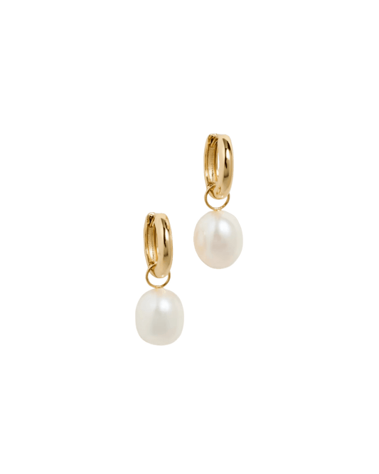 Boucles La Treasure anneaux dorés avec perles d’eau douce waterproof & hypoallergéniques HÉMÉRA